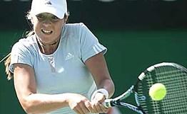 保级之战：格拉尼特·扎卡加盟黑猫！桑德兰中场终获节拍器