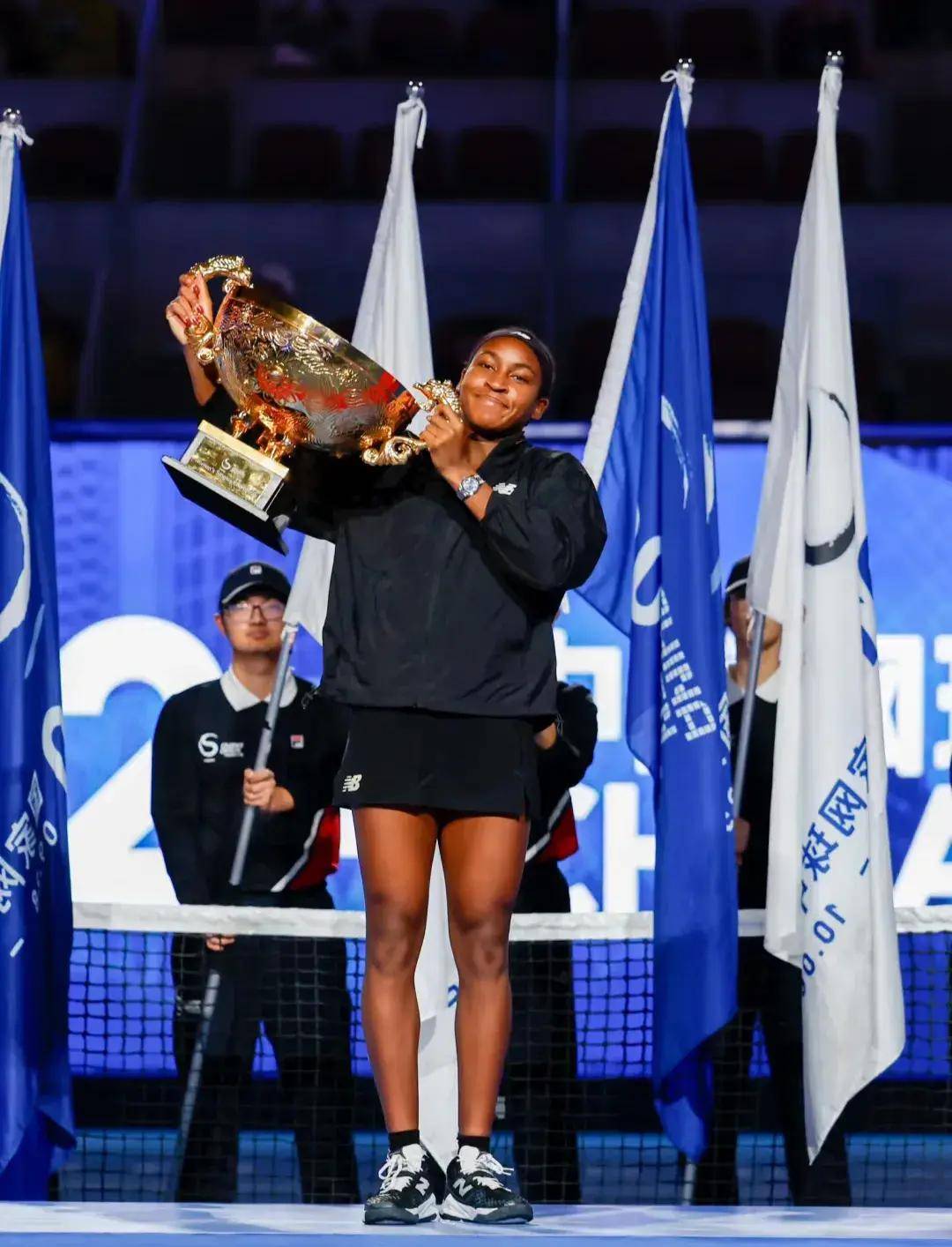 同等重要的 同等重要的