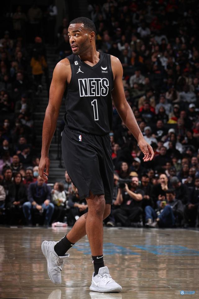 明了自己的 明了自己的